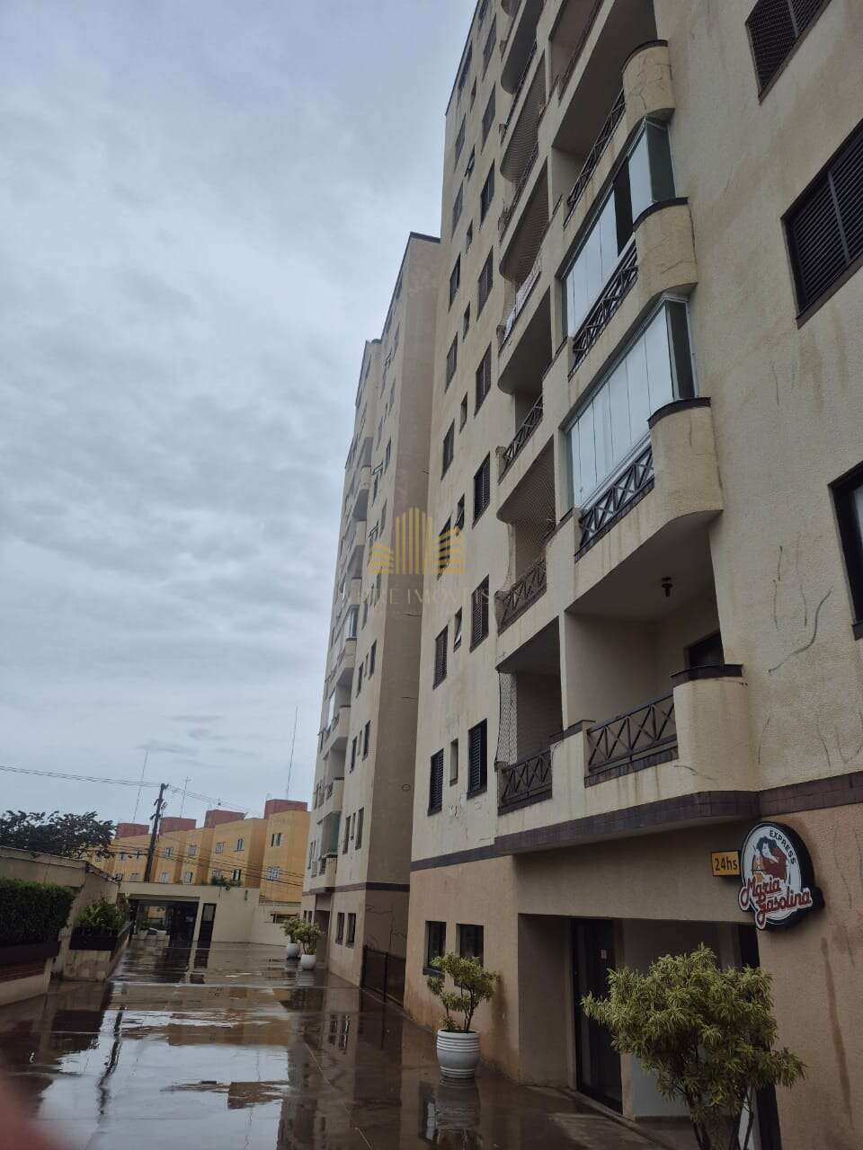 Apartamento com 3 quartos, 1 suite, 3 banheriso a venda Taquaral em Campinas. Aceita financiamento e FGTS. - Vitré Assessoria e Negócios Ltda